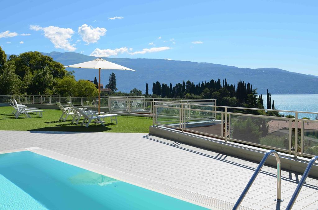 Residence Il Poggio Al Sole Toscolano Maderno Exterior foto